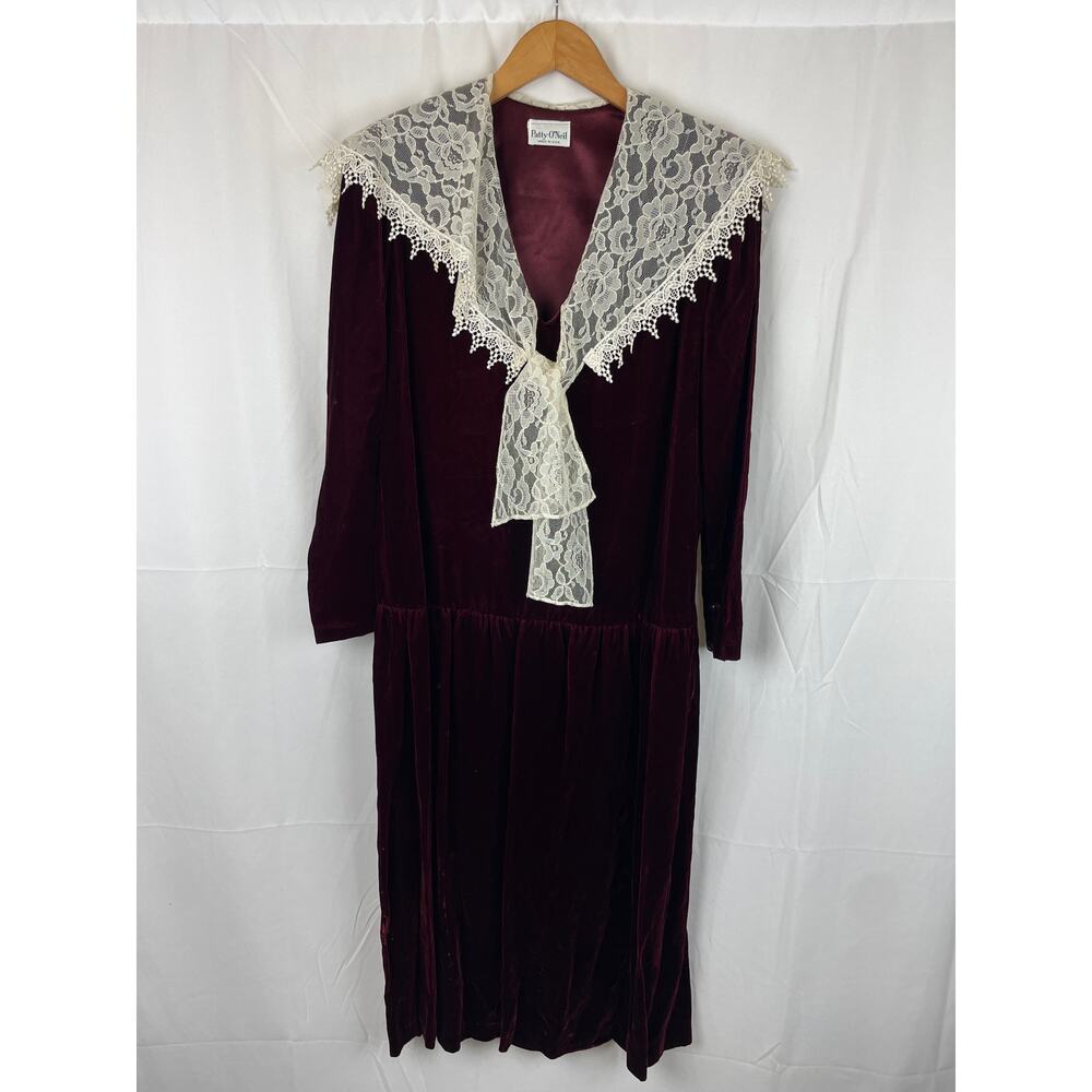 Patty O'Neil Velvet Dress Burgandy Red Off White Lace Collar Size 8 or US S